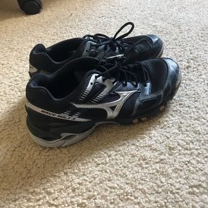 Mizuno wave bolt volleyball shoes